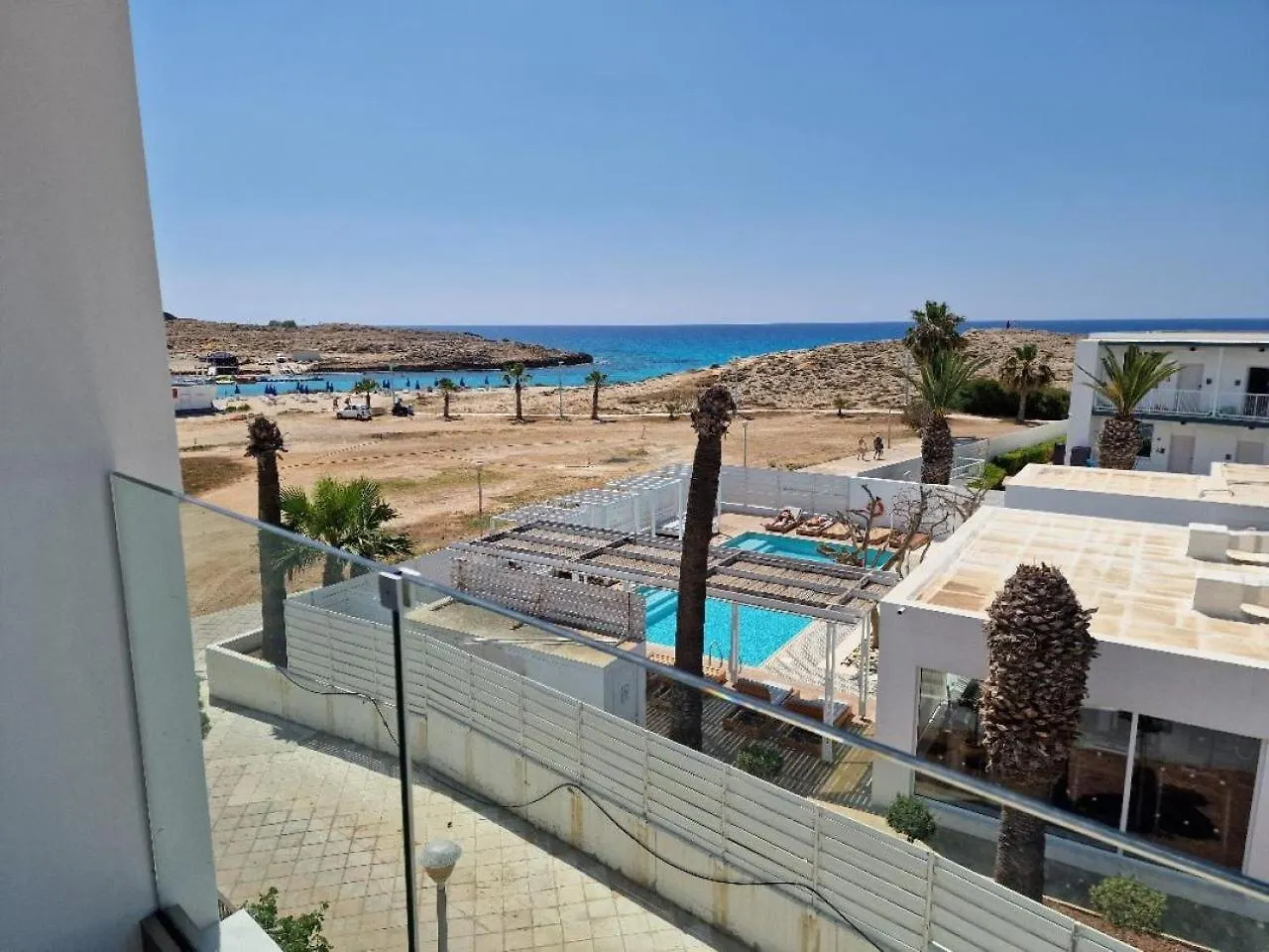 Christopher'S Sandy Beach Suites Agia Napa Aparthotel