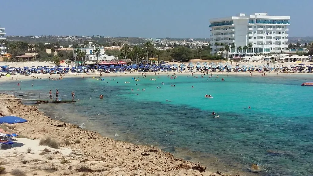 Aparthotel Christopher'S Sandy Beach Suites Ayia Napa