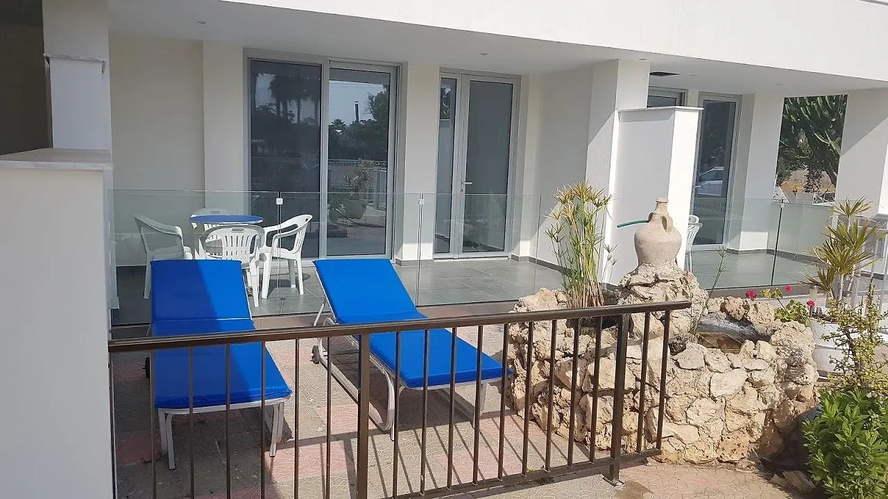 Christopher'S Sandy Beach Suites Agia Napa 0*,  Zypern