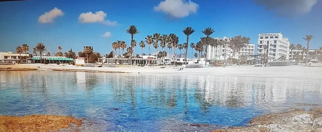 Christopher'S Sandy Beach Suites Ayia Napa
